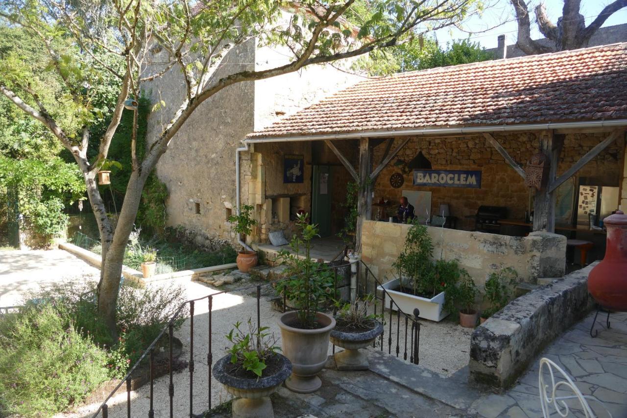 1 Rue Pasquet - 2 Double Rooms In The Main House Beaumont-du-Périgord Exterior photo