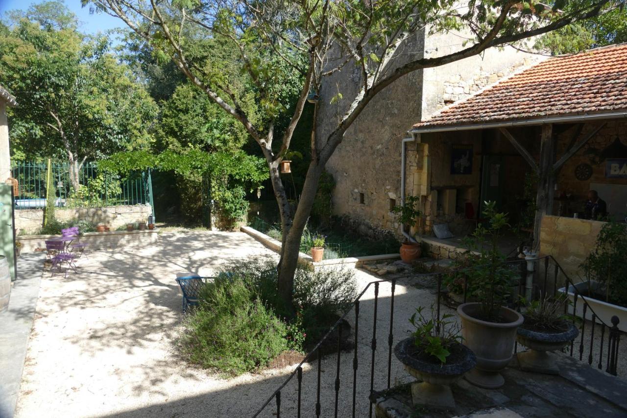 1 Rue Pasquet - 2 Double Rooms In The Main House Beaumont-du-Périgord Exterior photo